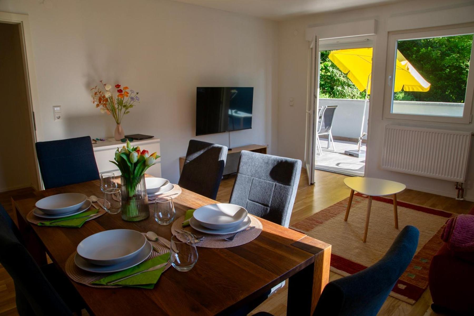 Apartment Erholung An Den Wasserfaellen - In - Stilvolles Mit Terrasse, Parkplatz & Ruhiger Lage *