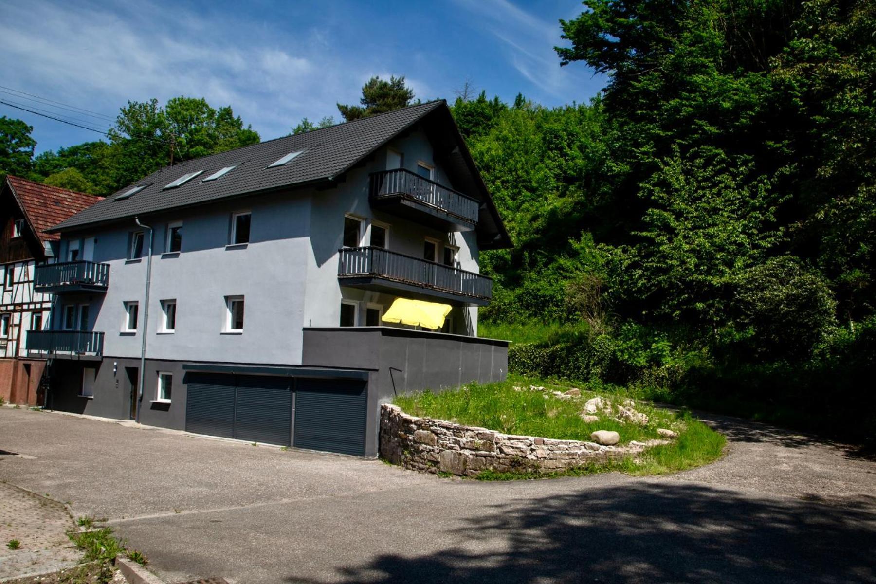 Erholung An Den Wasserfaellen - In - Stilvolles Mit Terrasse, Parkplatz & Ruhiger Lage Baden-Baden