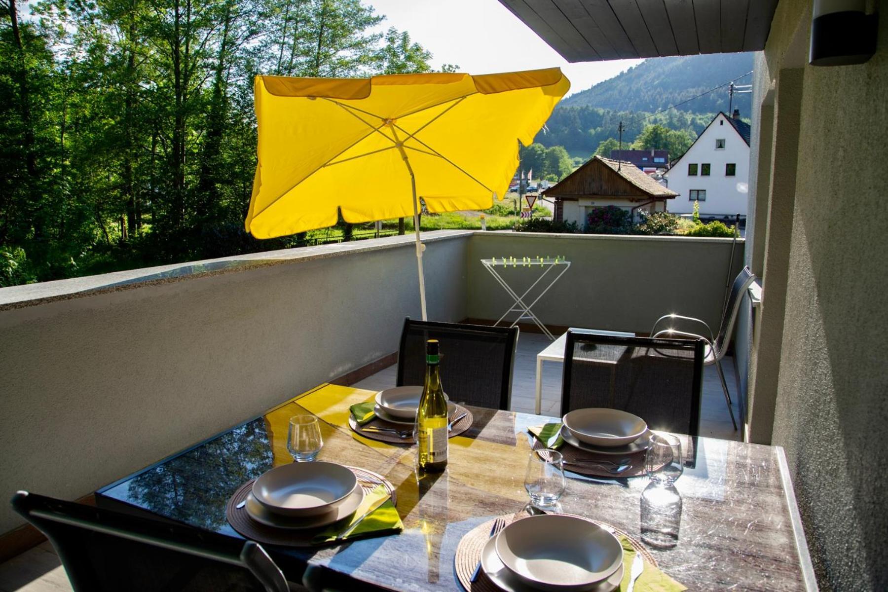 Erholung An Den Wasserfaellen - In - Stilvolles Mit Terrasse, Parkplatz & Ruhiger Lage * Baden-Baden